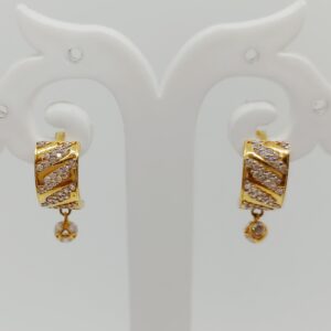 20k gold j with diamond Earrings