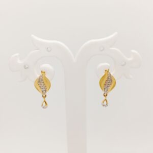 20k gold Leaf earring