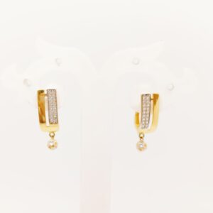 gold with Exclusive Diamond design earring