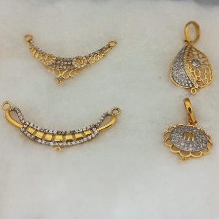 916 gold earring