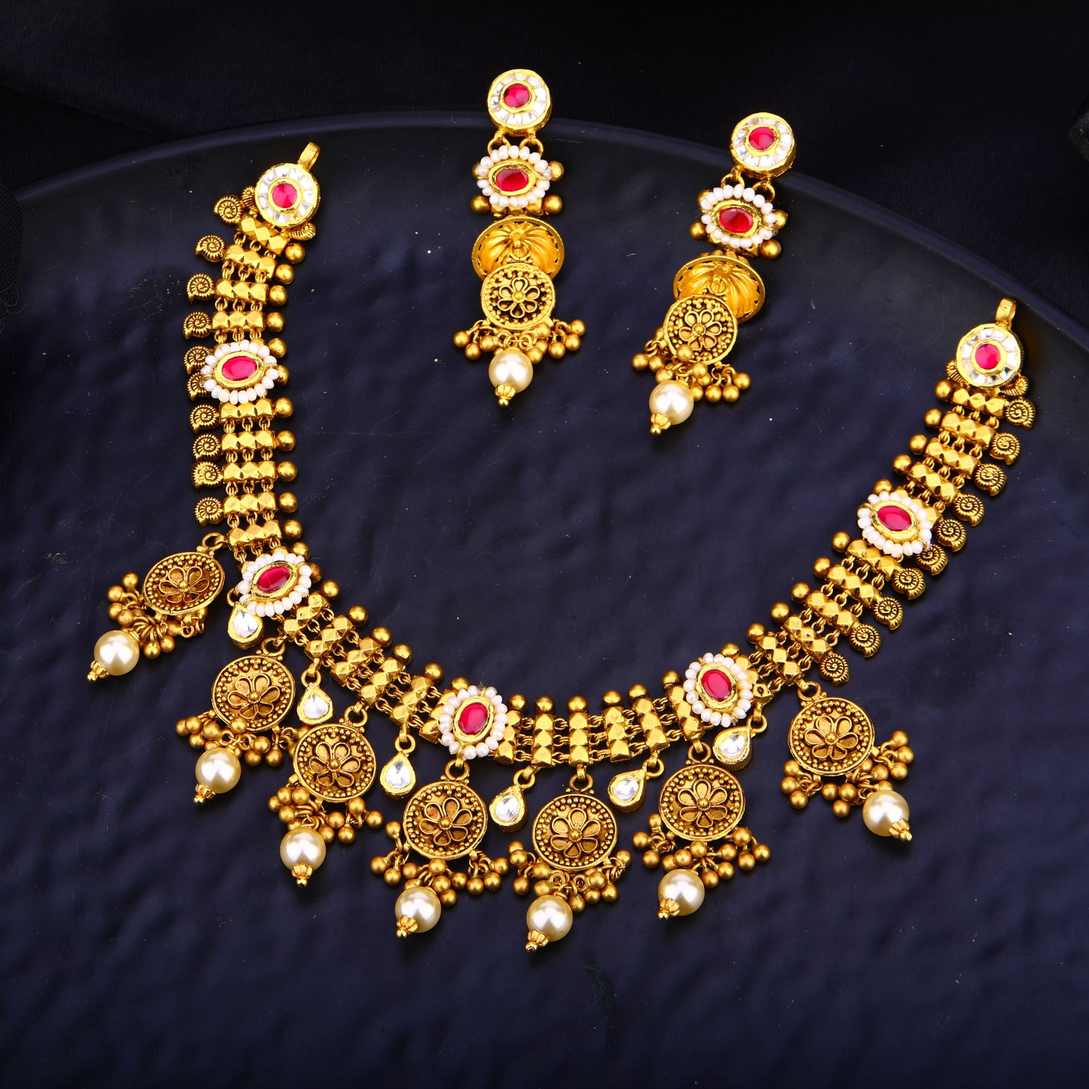 22K Gold Antique Pink Stone Necklace Set