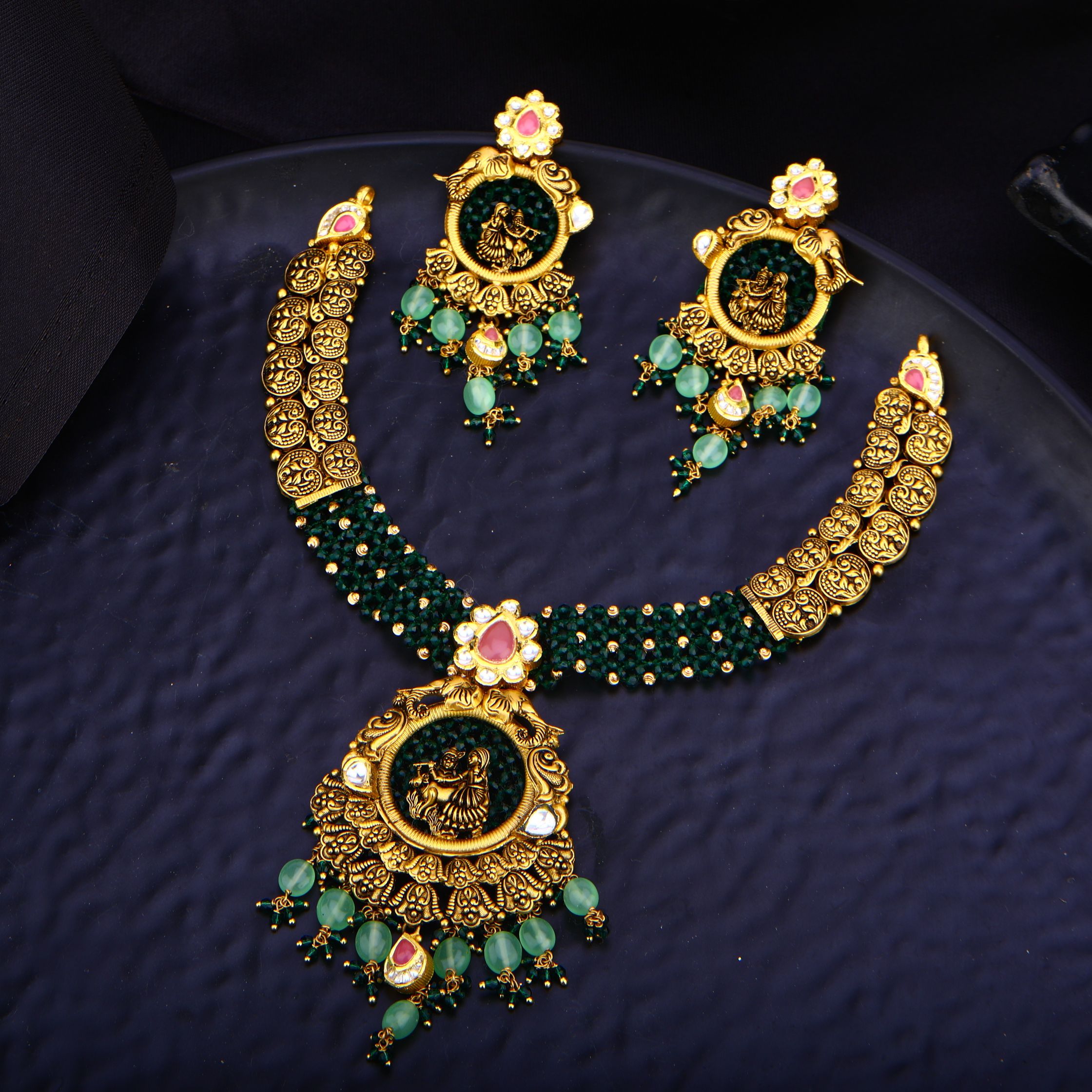 916 Gold RadhaKrishna Design Wedding Necklace Set