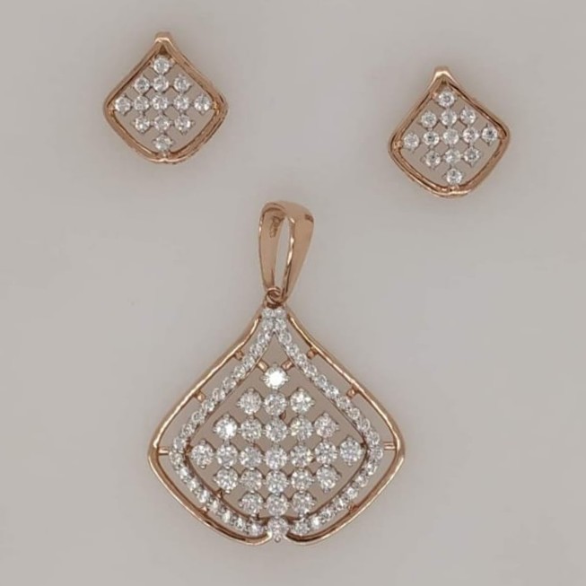 18KT/750 GLEMY PENDANT SET GPBS-0014