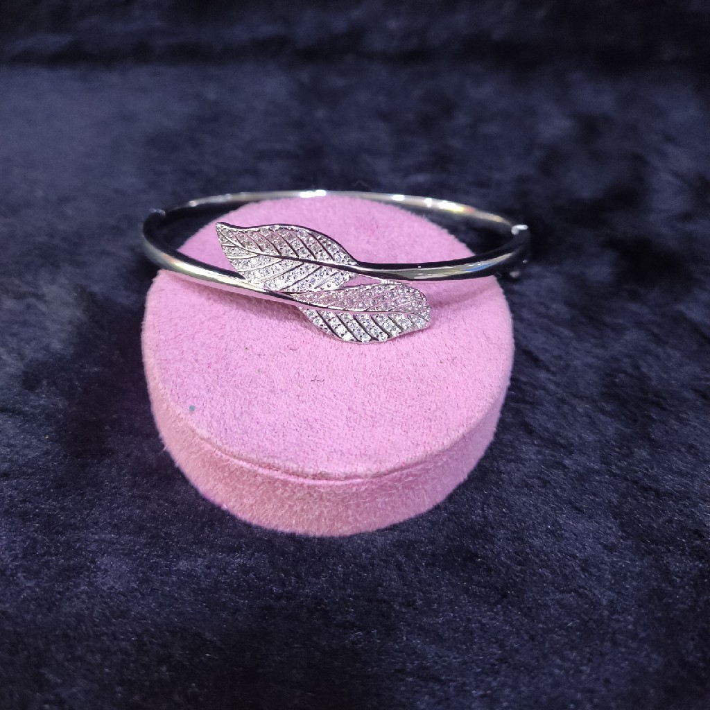 92.5 Sterling Silver Fancy Bracelet SLU-496
