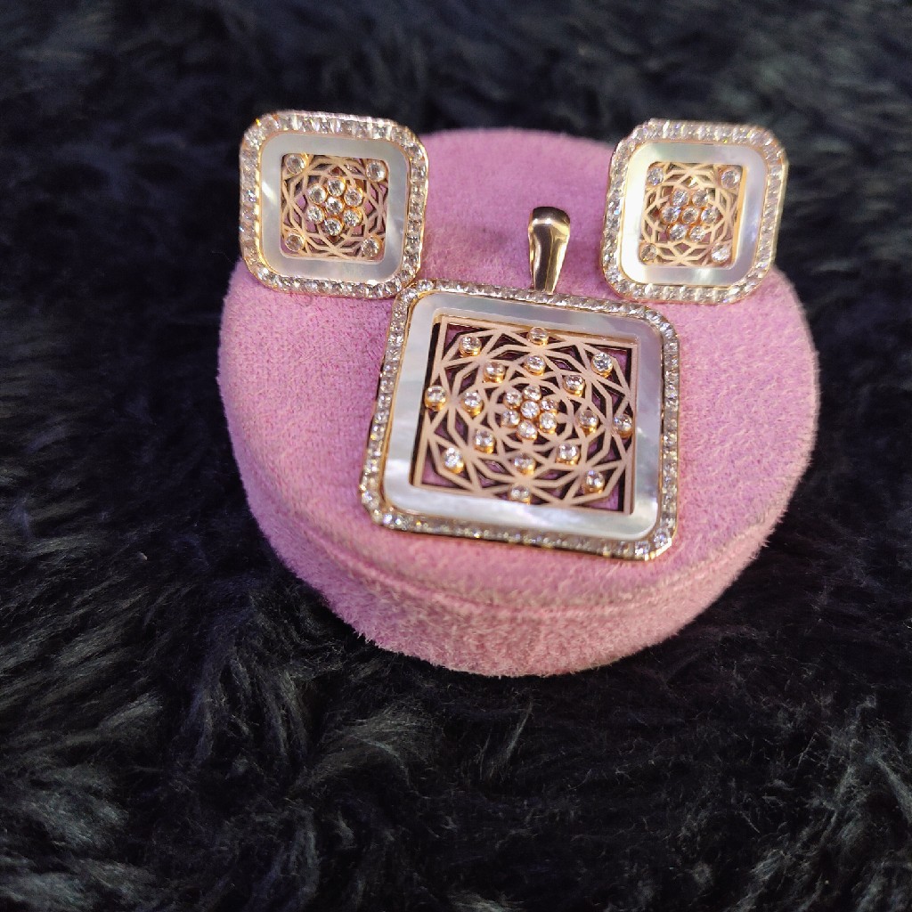18kt/750 rose gold fancy pendent butti set pj-0011