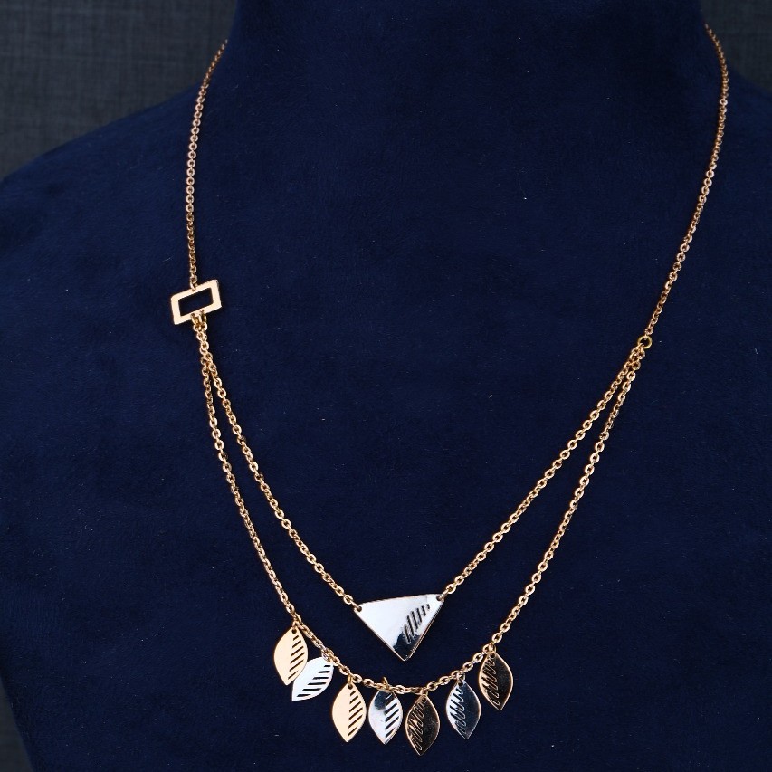 18KT/750  Rose Gold Leaf Pendent Chain For Women