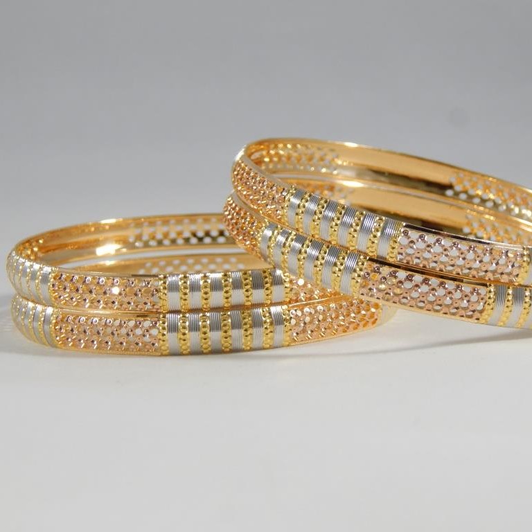 22Kt Yellow Gold Nicolla Bangles For Women