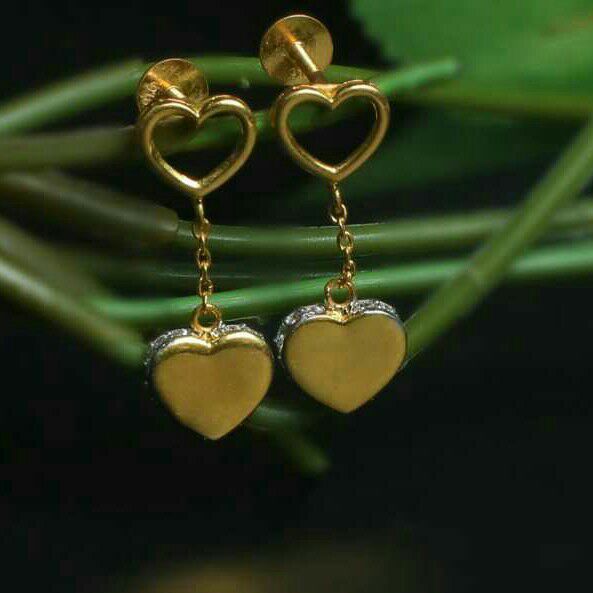 Cz fancy Heart Shap tops 18kt