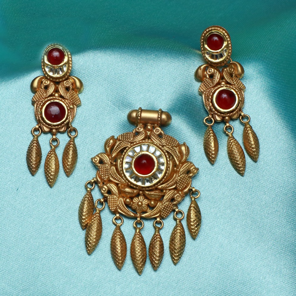 22Kt Gold Antique Red Stone Pendant Set PJ-PS004