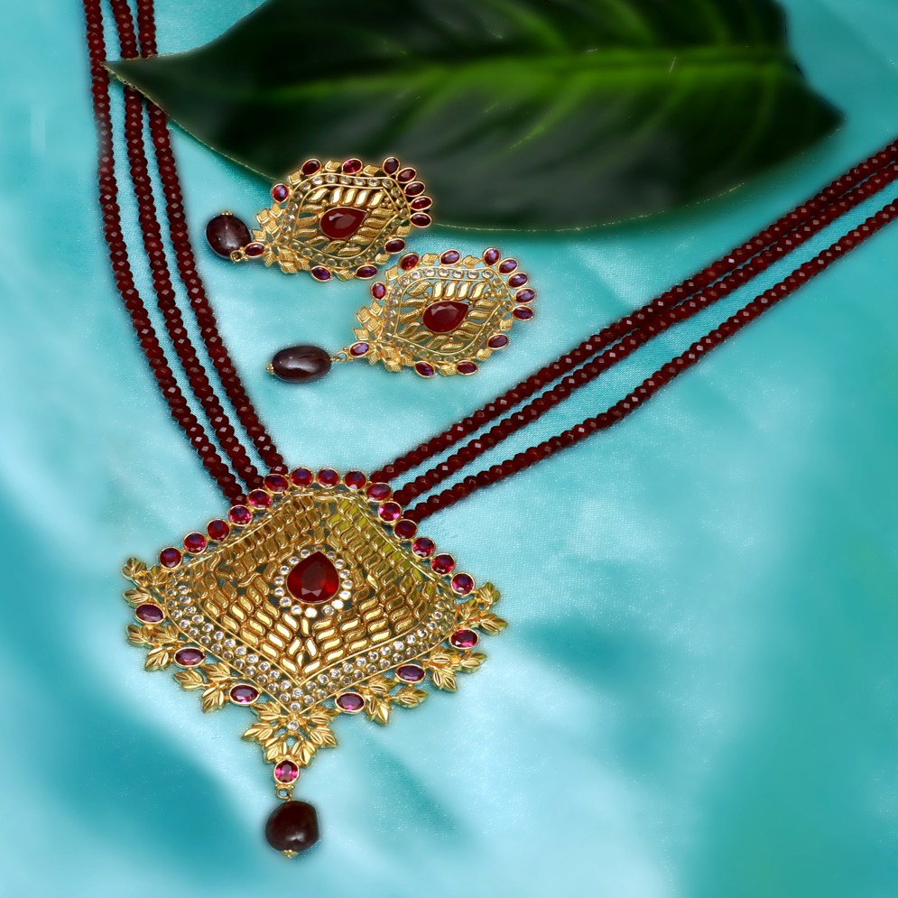 916 Gold Traditional Maroon Stone Necklace Set PJ-N002