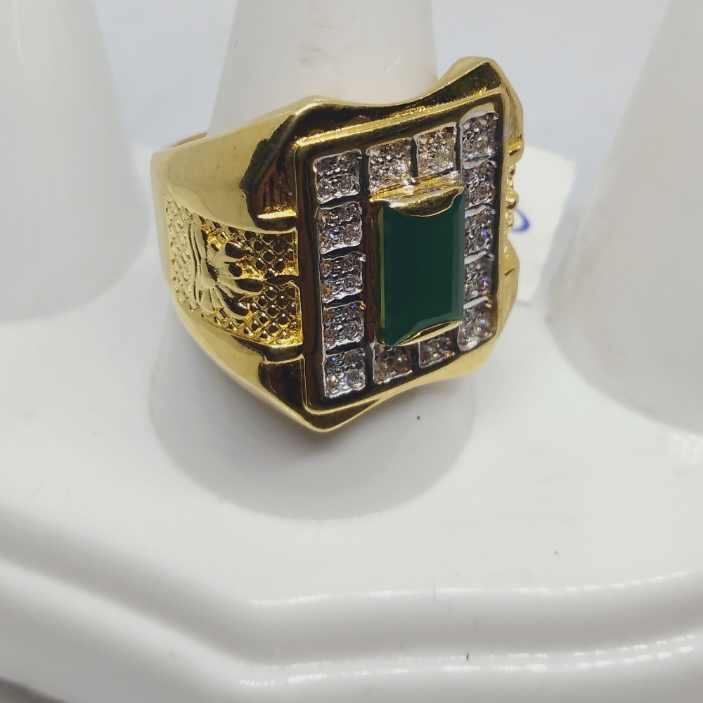 916 Gold Green Stone Azuki Gents Ring