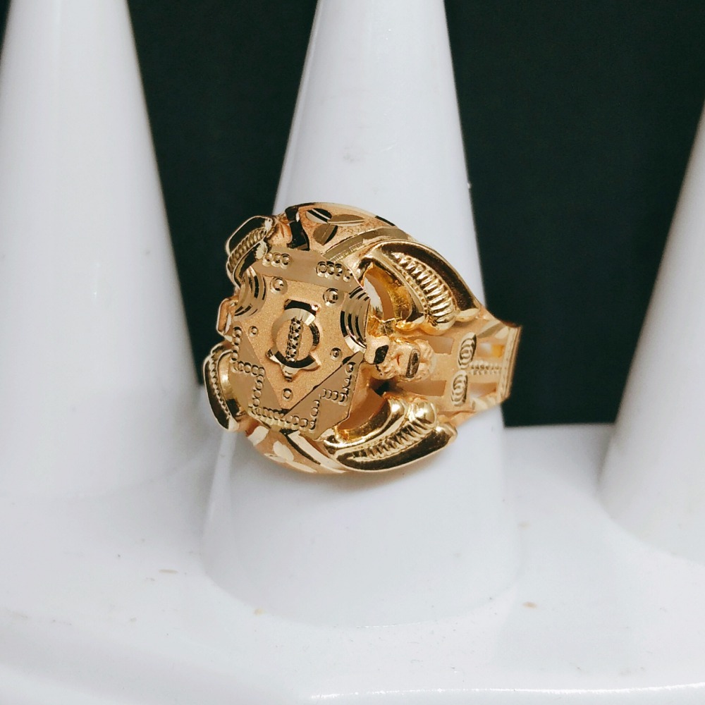 916 Gold Stylish Najrana Ring