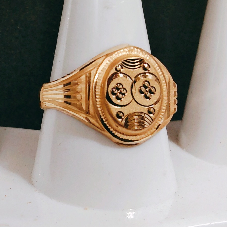 916 Gold Indian Design Gents Ring