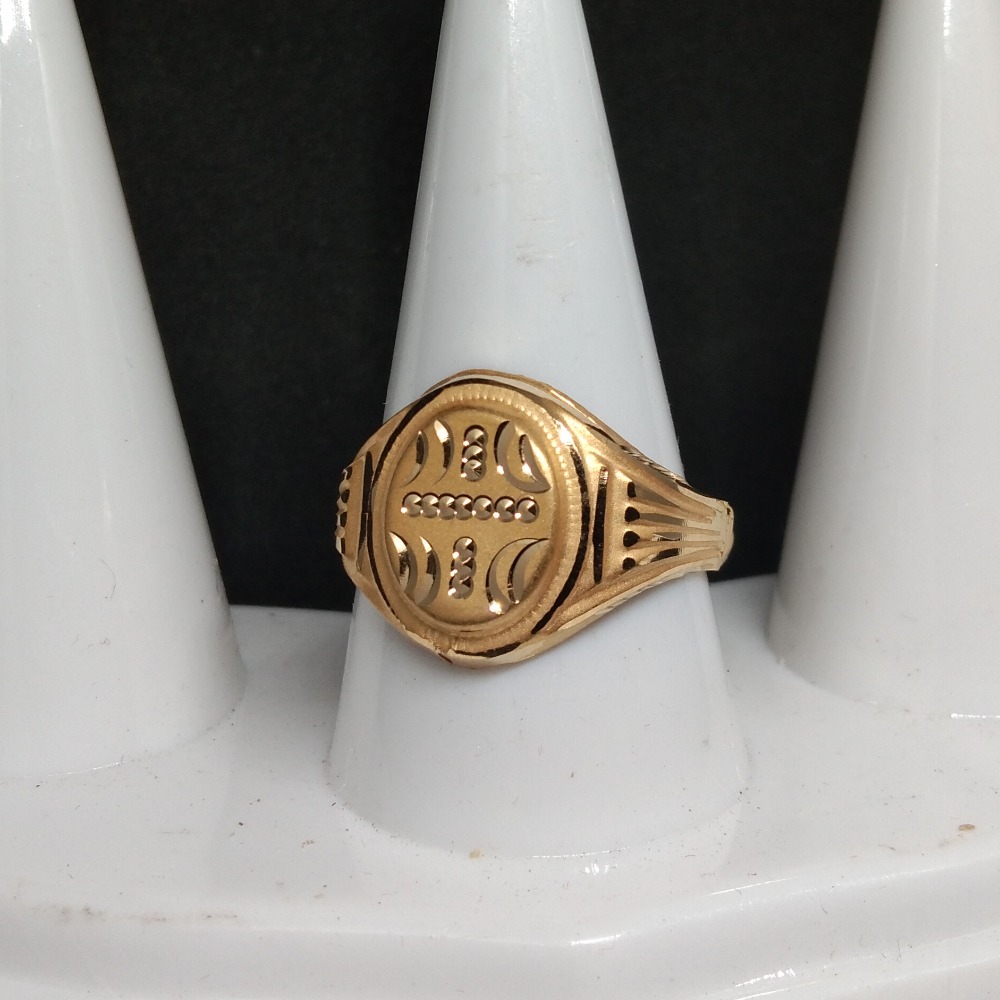 916 Gold Modern Designer Gents Ring