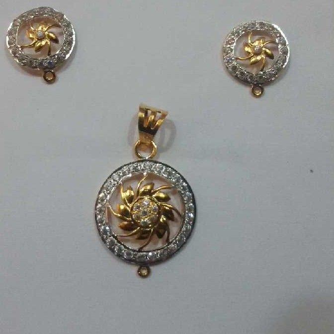 22K / 916 Gold Ladies Casting Floral Pendant Set