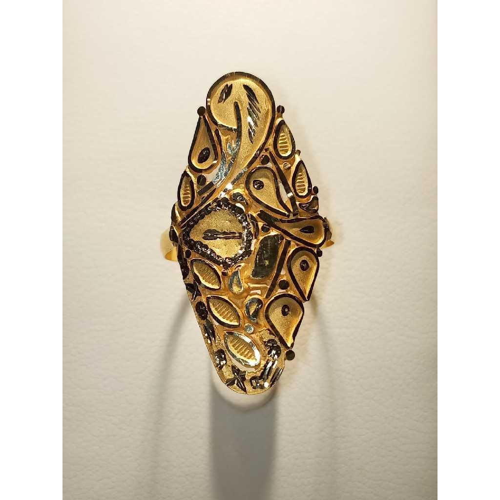 Ladies Ring