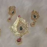 22KT Gold Rajkot Pendant Set