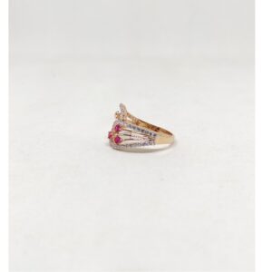 18k Rose gold with diamond ring