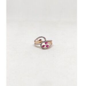 18k Rose gold with diamond ring