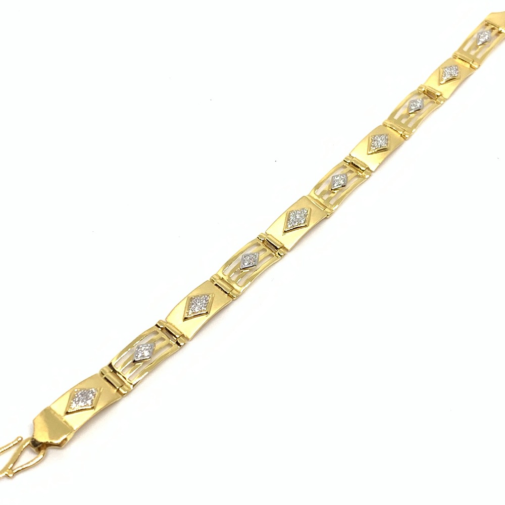 Designer Gold Bracelete