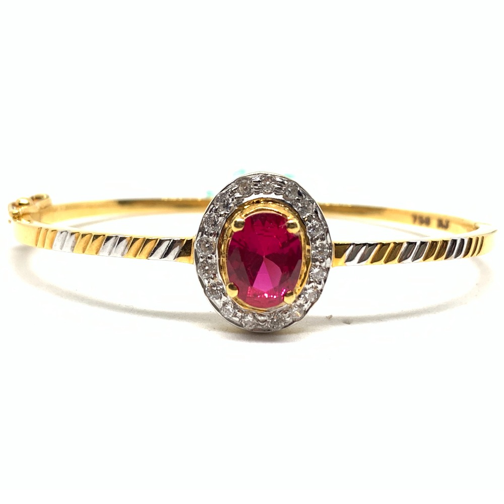 Designer Gold Bracelete