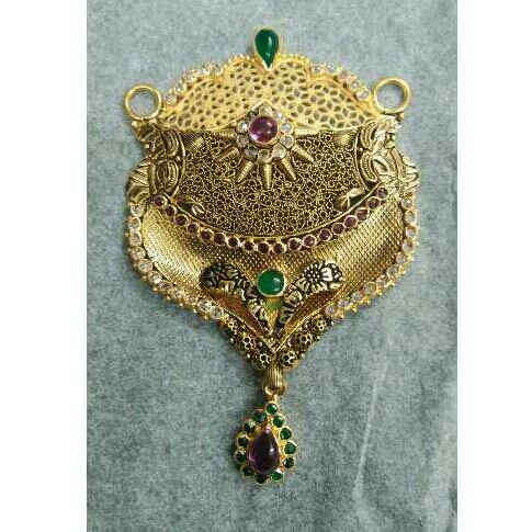 22K Gold Ladies Indian Fancy Pendant Set