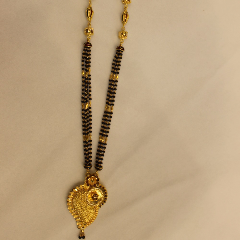 Traditional Indian Style Gold Ladies Magalsutra