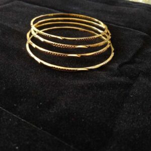 22K / 916 Gold Indian Attractive Trendy Bangle