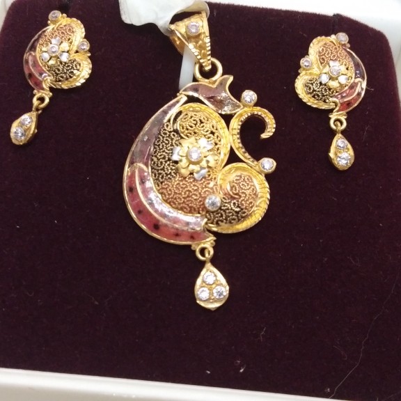 916 hallmarked pendant set LI1267