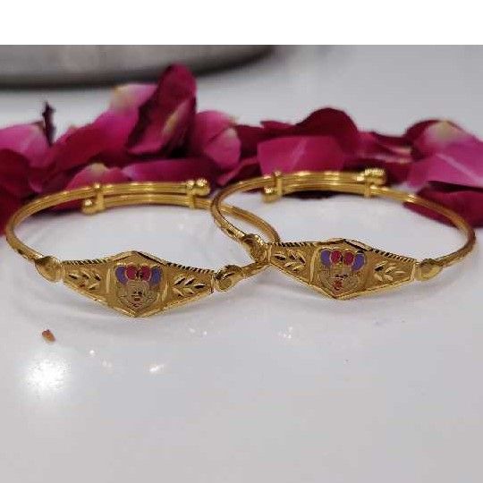 Delicate Gold Bachcha Kadli