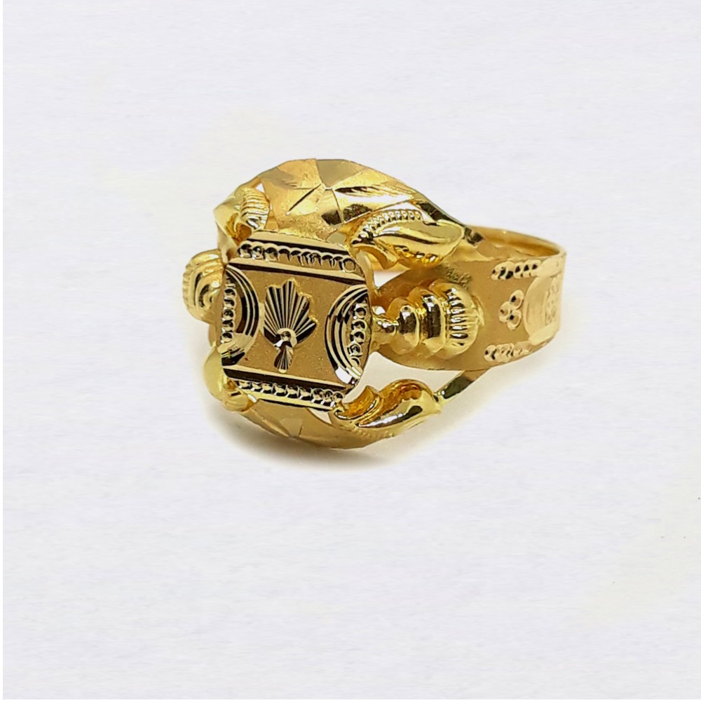 Fancy Design Nazrana Gold Ring - Image 3