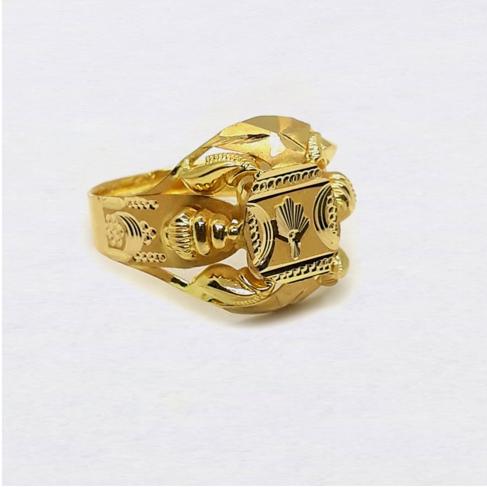 Fancy Design Nazrana Gold Ring - Image 2