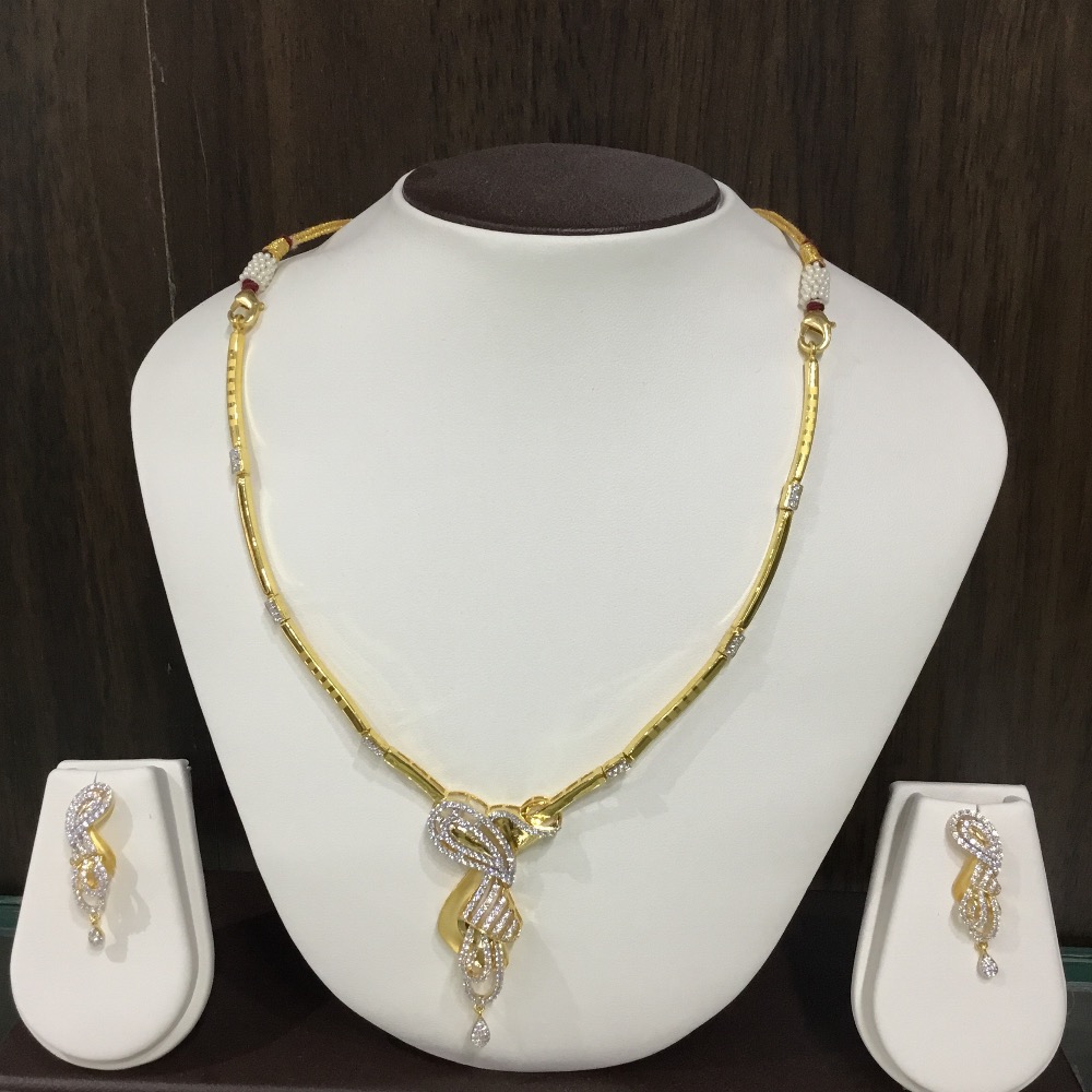 22KT Gold Designing Ladies Necklace Set