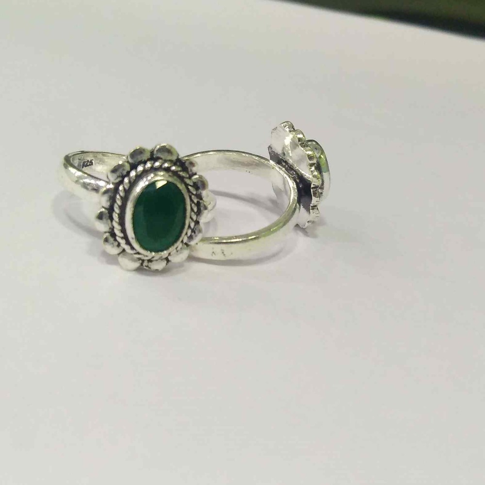 925 sterling silver green stone oxidised bichhiya for women
