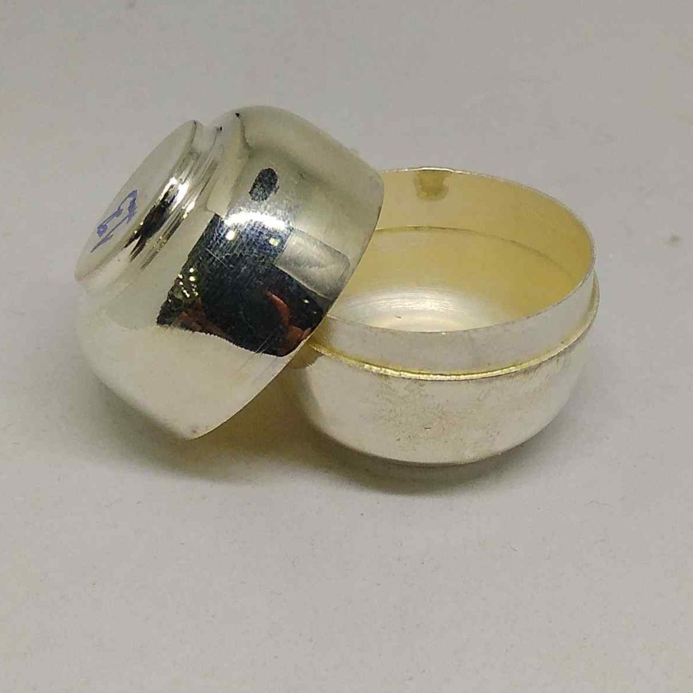 silver nice  kumkum box  / sindoor dani for women