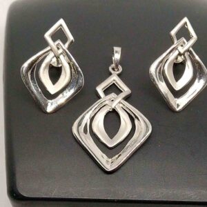 925 Sterling Silver Met Finish Design Pendant Set For Girls