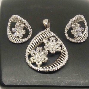 925 Sterling Silver Diamond Flower Design Pendant Butti For Girls