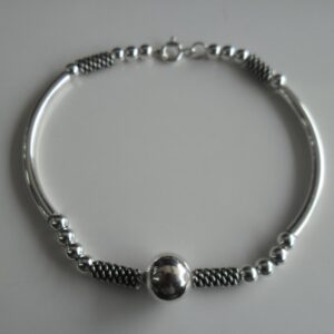 925 sterling silver  designer bracelet for ladies