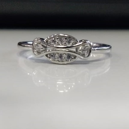 925 sterling silver diamond ring