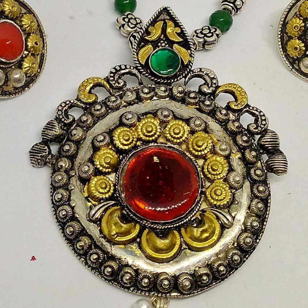 925 sterling silver Traditional Antique pendant set with earring