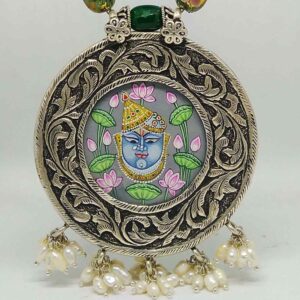 925 sterling silver Traditional Antique pendant set for women STS0002
