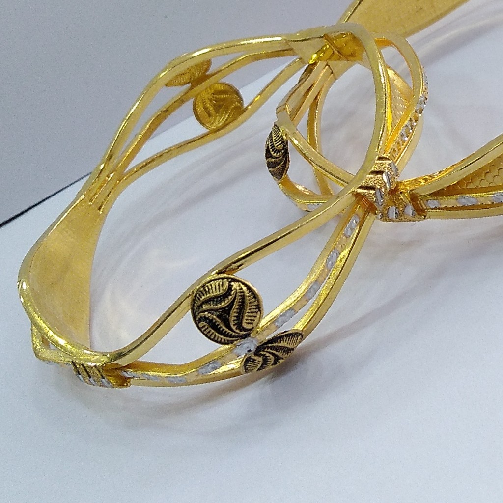 22KT/ 916 Gold fancy special occasions Cooper kadli for ladies - Image 4