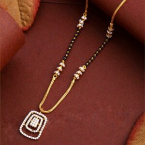 22KT/ 916 Gold fancy casual wear square pendant mangalsutra for ladies
