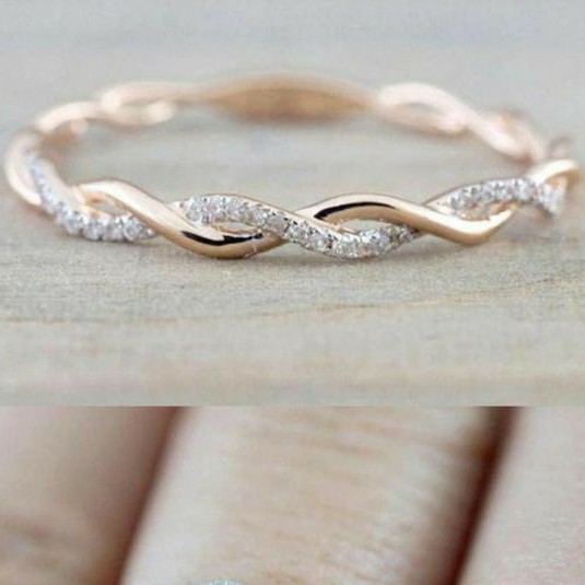 18 KT Rose Gold fancy daily ware band for ladies LRG1017