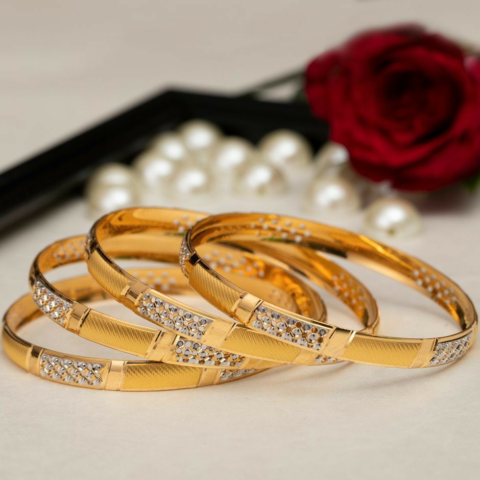 22KT / 916 Gold plain daily ware bangle for ladies BGG1001 - Image 2