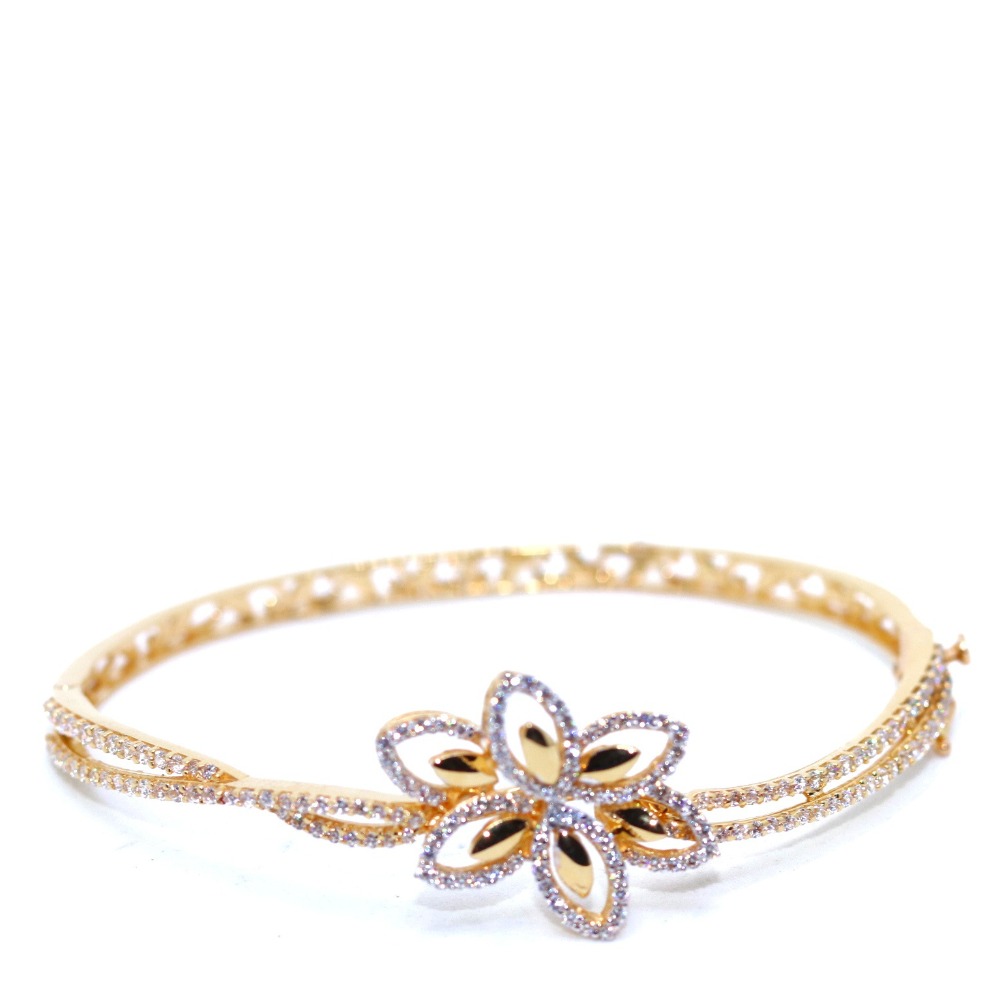 18KT Yellow Gold Flower design CZ Diamond Bracelets For Ladies - Image 3