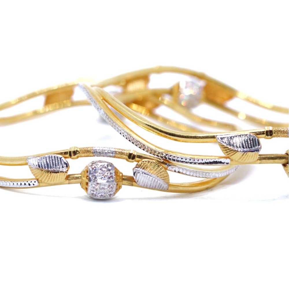 22KT / 916 Gold Fancy Movable Bolls Bangle For Ladies KKG0096 - Image 4