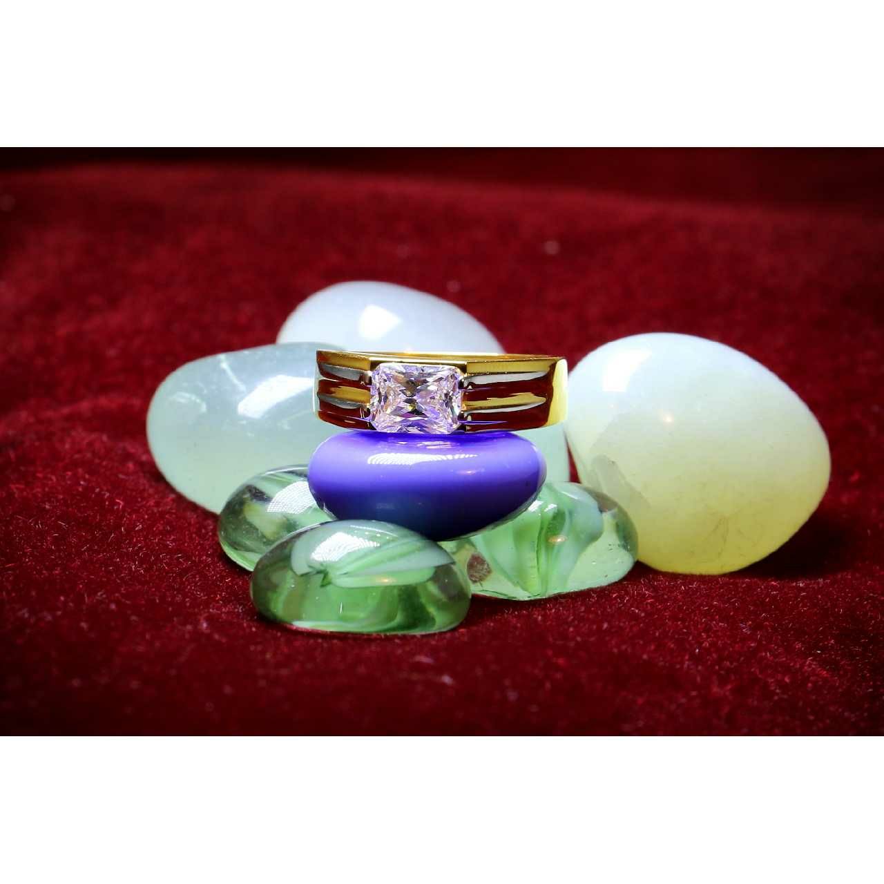 22KT Gold Solitaire Indian Ring