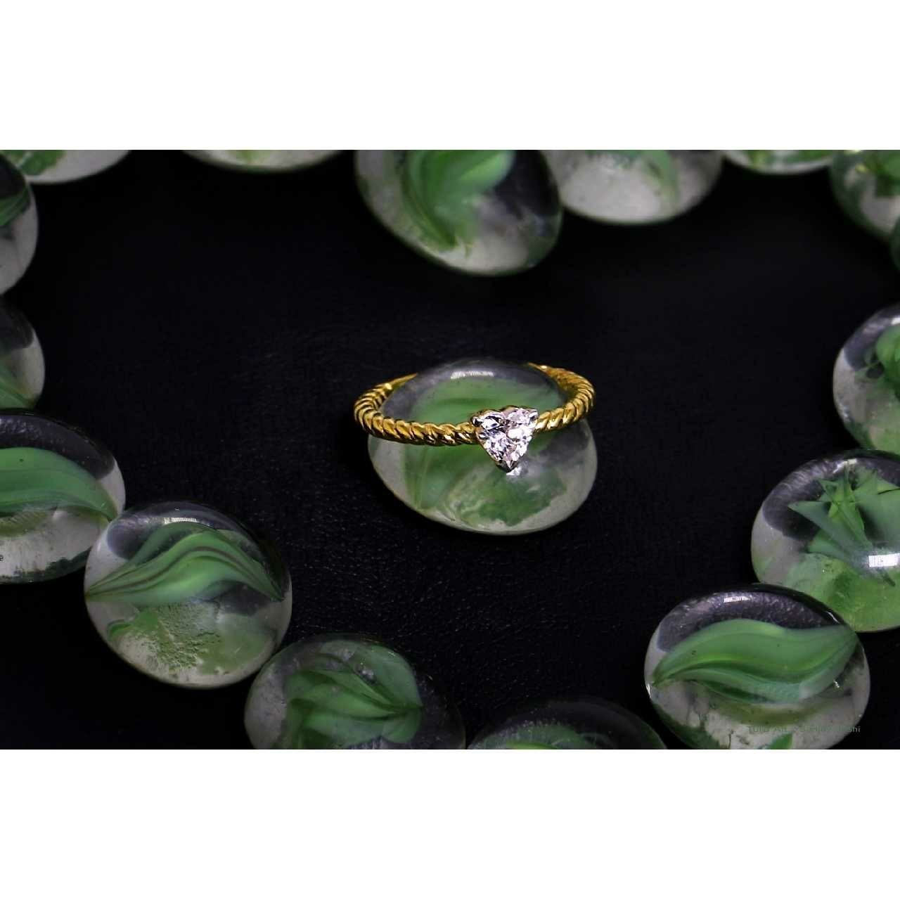 22KT Yellow Gold Ladies Indian Heart Shaped Solitaire Ring