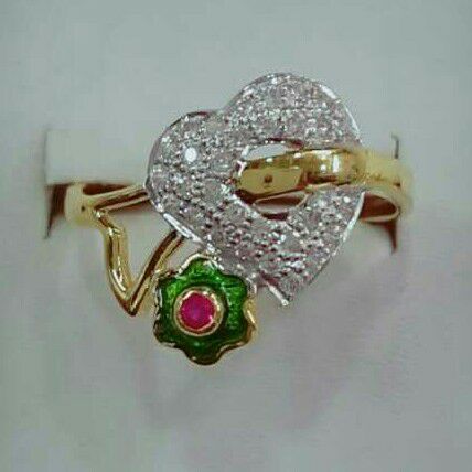 18KT Yellow Gold Ladies Studded CZ Ring
